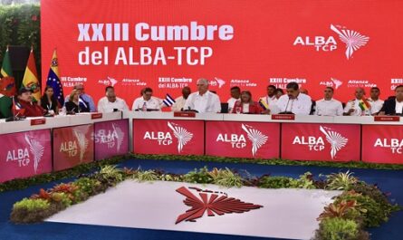 Ratifica-Diaz-Canel-compromiso-de-Cuba-con-la-integracion