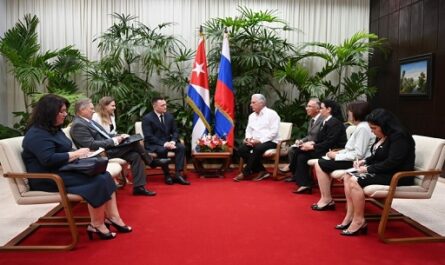 Recibe-Diaz-Canel-a-Fiscal-General-de-la-Federacion-Rus