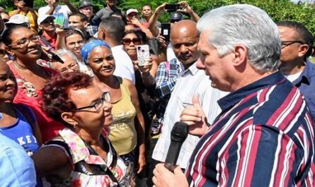 Visita-Presidente-cubano-ciudad-de-Baracoa