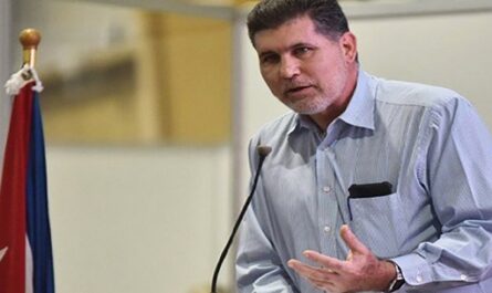 Nuevo-ministro-de-Comercio-Exterior-e-Inversion-Extranjera