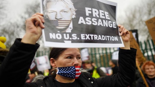Un-tribunal-britanico-permite-a-Assange-recurrir-su-extradicion-a-EEUU