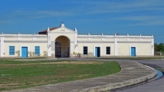 Cementerio de Reina