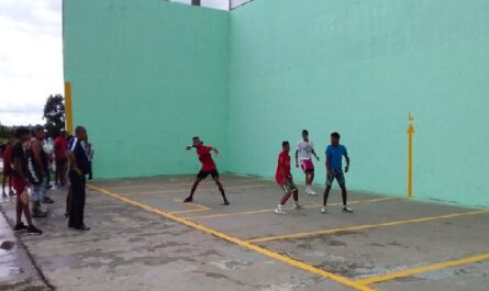 Pelota-vasca-en-Cienfuegos
