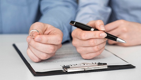 🎧 Triángulo de la confianza: Divorcio notarial