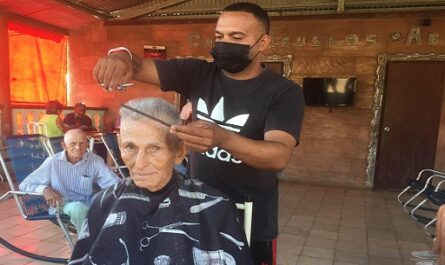 mpliaran-red-de-casas-de-abuelos-y-hogares-de-ancianos-en-Cienfuegos