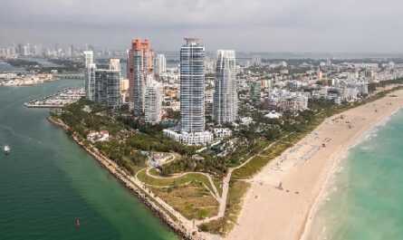 Florida-impulsa-ley-que-limitaria-la-compra-de-inmuebles-por-extranjeros-sobre-todo-chinos