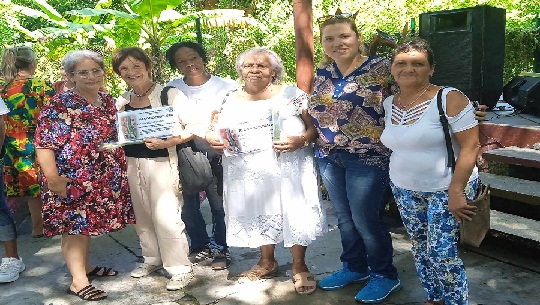 Reconocen a mujeres de Cienfuegos en aniversario 64 de la FMC