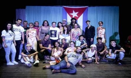 Cienfuegos-Asociacion-Hermanos-Saiz-en-dias-de-celebracion