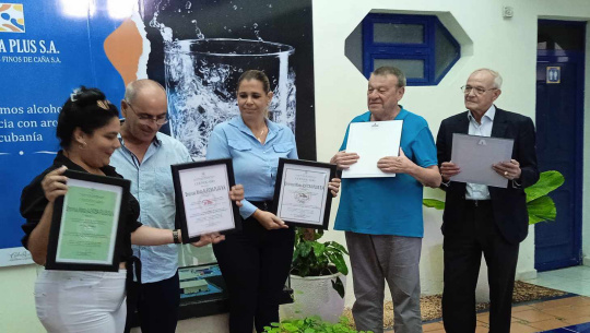 Recibe Alficsa certificación del Sistema Integrado de Gestión en Cienfuegos