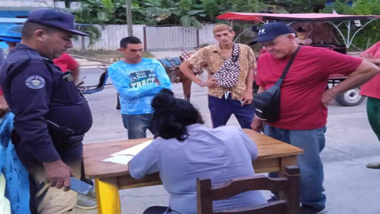 Exhortan oficiales de Tránsito en Cienfuegos al cumplimiento de la Seguridad Vial