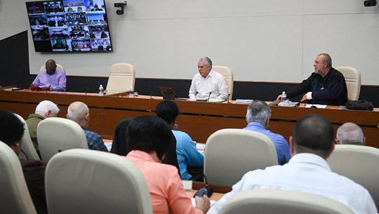 Cuba se alista para atenuar daños de tormenta tropical Rafael