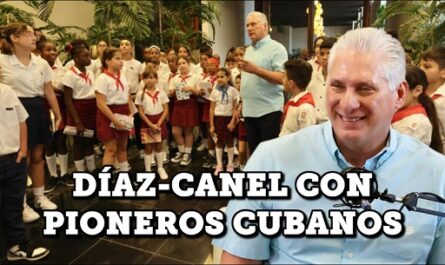 Presidente Díaz-Canel recibe a pioneros cubanos en el Palacio de la Revolución (+Video)