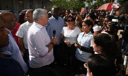 Anuncia presidente de Cuba inversiones en energía renovable