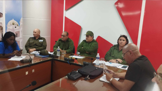 Instan autoridades de Cienfuegos a incrementar servicios a afectados por emergencia energética 