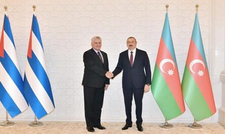 Presidente azerbaiyano felicita a su par cubano por el 1 de enero