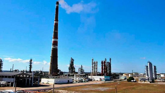 🎧 Refinería cienfueguera a la vanguardia entre industrias sureñas