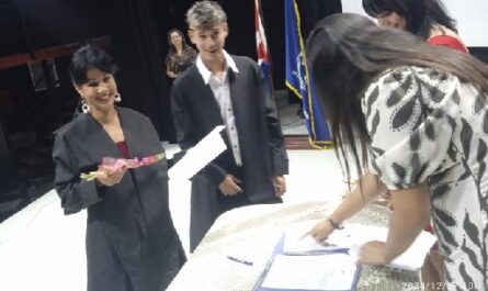 ¡Ponerme-la-toga-como-fiscal-es-mi-regalo-de-fin-de-ano