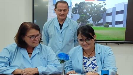 Cuba y Rusia firman convenio de cooperación científica