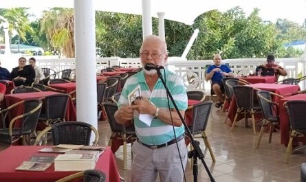Realizan gala martiana trabajadores del Turismo en Cienfuegos