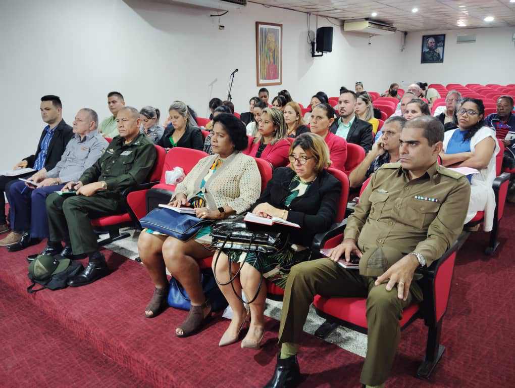 Consolidan quehacer fiscal en Cienfuegos