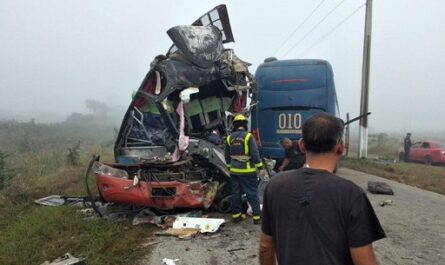 Lamenta Díaz-Canel pérdida de vidas por accidente vial en Cuba