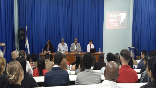 Reconoce presidente del Tribunal Supremo resultados de trabajo en Cienfuegos