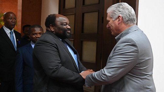 Presidente de Cuba sostuvo encuentro con dirigente de Zimbabwe