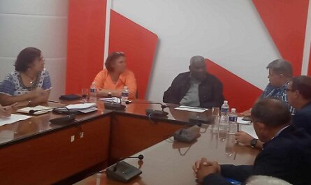 Insiste Esteban Lazo en fortalecer trabajo ideológico en el sector deportivo