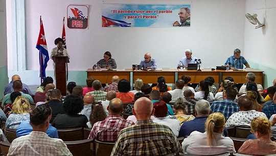 Concluye Díaz-Canel visita de trabajo a Cienfuegos