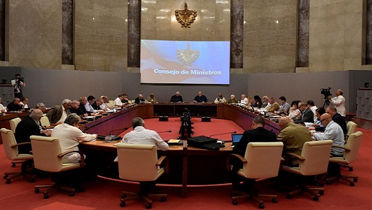 Aprueban programa de gobierno para reimpulsar economía en 2025