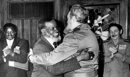 Cuba lamenta muerte Sam Nujoma y resalta su liderazgo