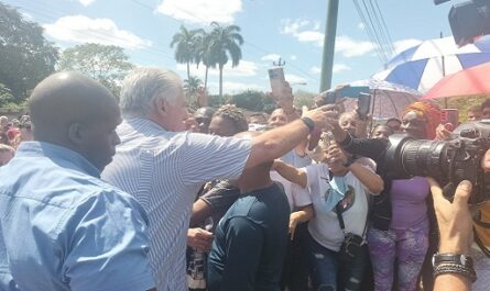 Encuentro con el pueblo, lo primero en visita de Díaz-Canel hoy a Martí