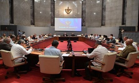 Analiza Consejo de Ministros de Cuba estado de la economía