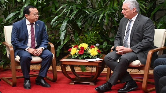 Destaca presidente de Cuba fortalecimiento de vínculos con Vietnam