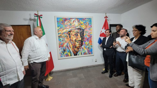 Inaugura Alpidio Alonso, ministro de Cultura, el Centro Cultural “Benny Moré” en Ciudad de México