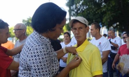 Reconocen labor de trabajadores del sector marítimo portuario en Cienfuegos