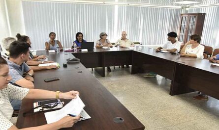Cuba dispone normativas para la estadística oficial