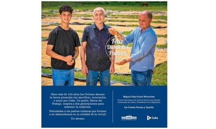 Autoridades cubanas felicitan a los padres en su día