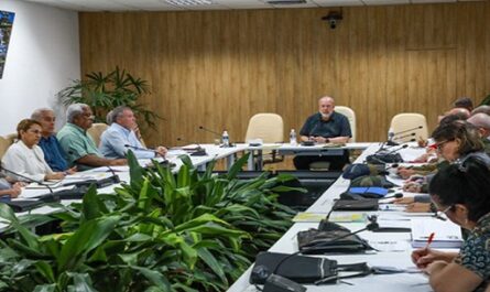 Insiste Primer Ministro fortalecer control interno ante el delito
