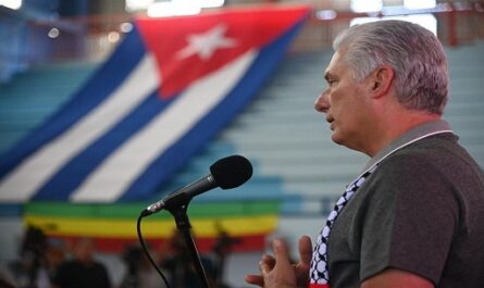 Presidente de Cuba destaca significado patrio del 26 de julio
