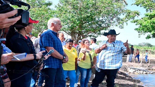 Recorrió Díaz -Canel centros vitales en provincia oriental de Cuba