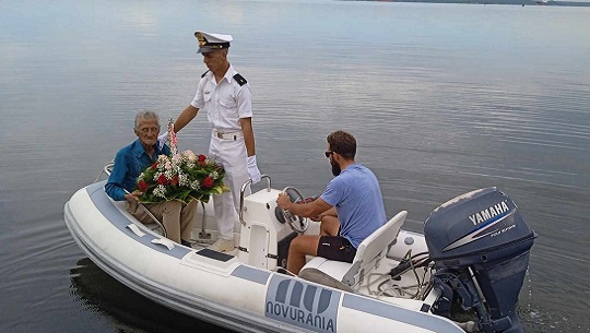 A San Román y González Brito, flores al mar en un cinco glorioso