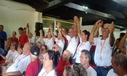 Concluyó en Cienfuegos evento de generalización entre refinerías