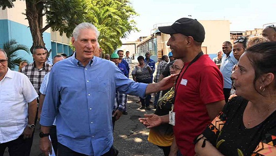 Presidente cubano chequea termoeléctrica en provincia oriental