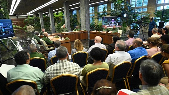 Evalúa Consejo de Defensa Nacional daños de huracán Melissa