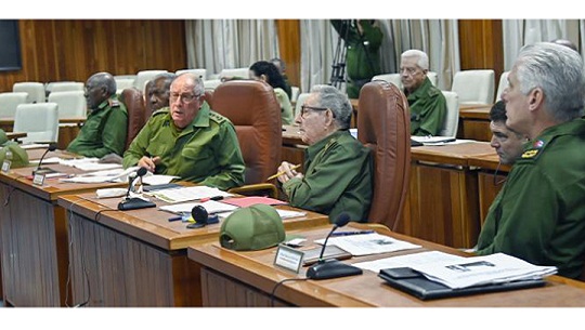 Sesionó Consejo de Defensa Nacional y aprobó planes de trabajo