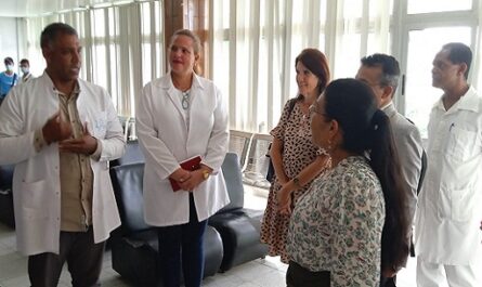 Firma Universidad de Ciencias Médicas convenio internacional con Sistema Educativo Universitario Azteca