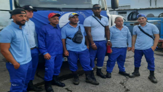 Viaja hacia Granma primer grupo de apoyo de telecomunicadores cienfuegueros