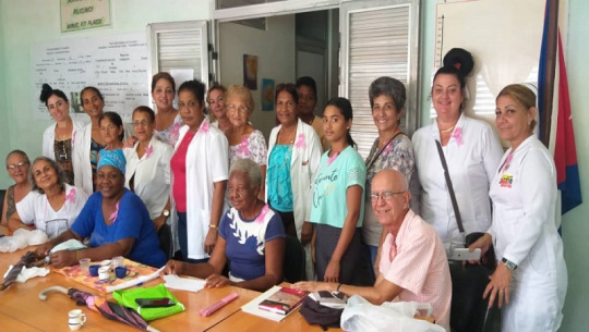 Consolida trabajo comunitario grupo Mariposas de Cienfuegos