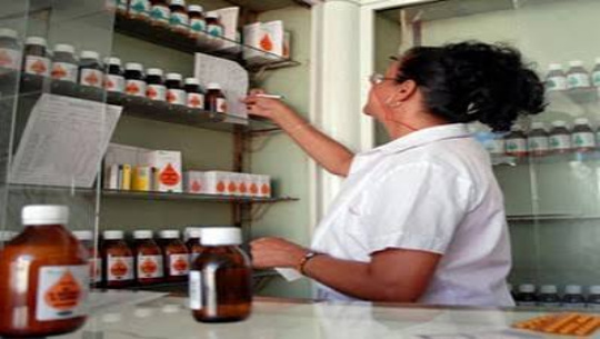 Reconocerán en Cienfuegos labor de farmacéuticos cubanos